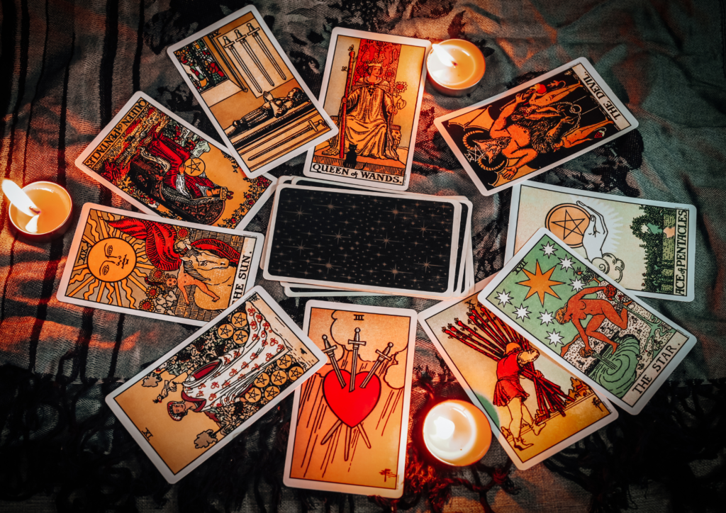 El Tarot Profesional Esotérico y su impacto en tu vida