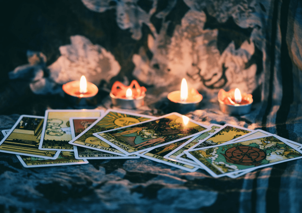 Explora tu Destino con Jordi Vidente: Tarot y Horóscopo en Girona